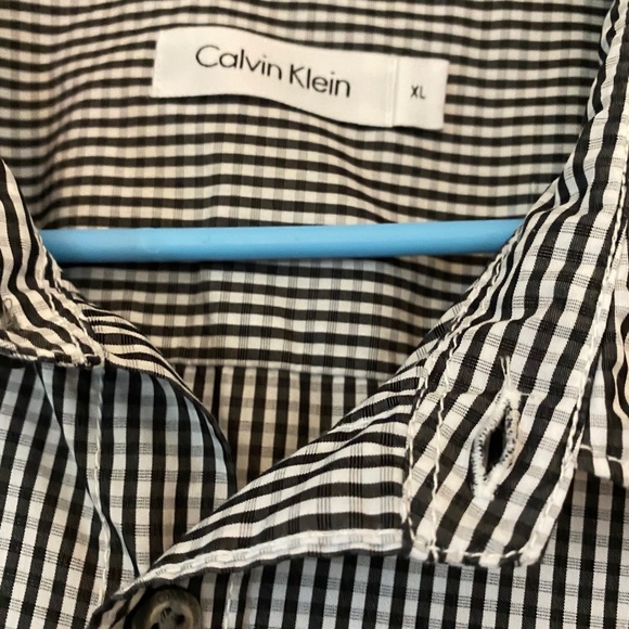 Calvin Klein XL button down, black white plaid - Picture 8 of 9